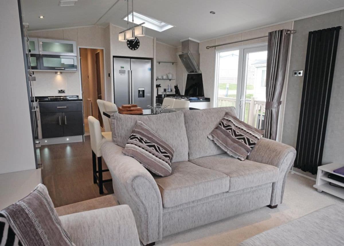 Piran Meadows Resort New Quay Екстериор снимка