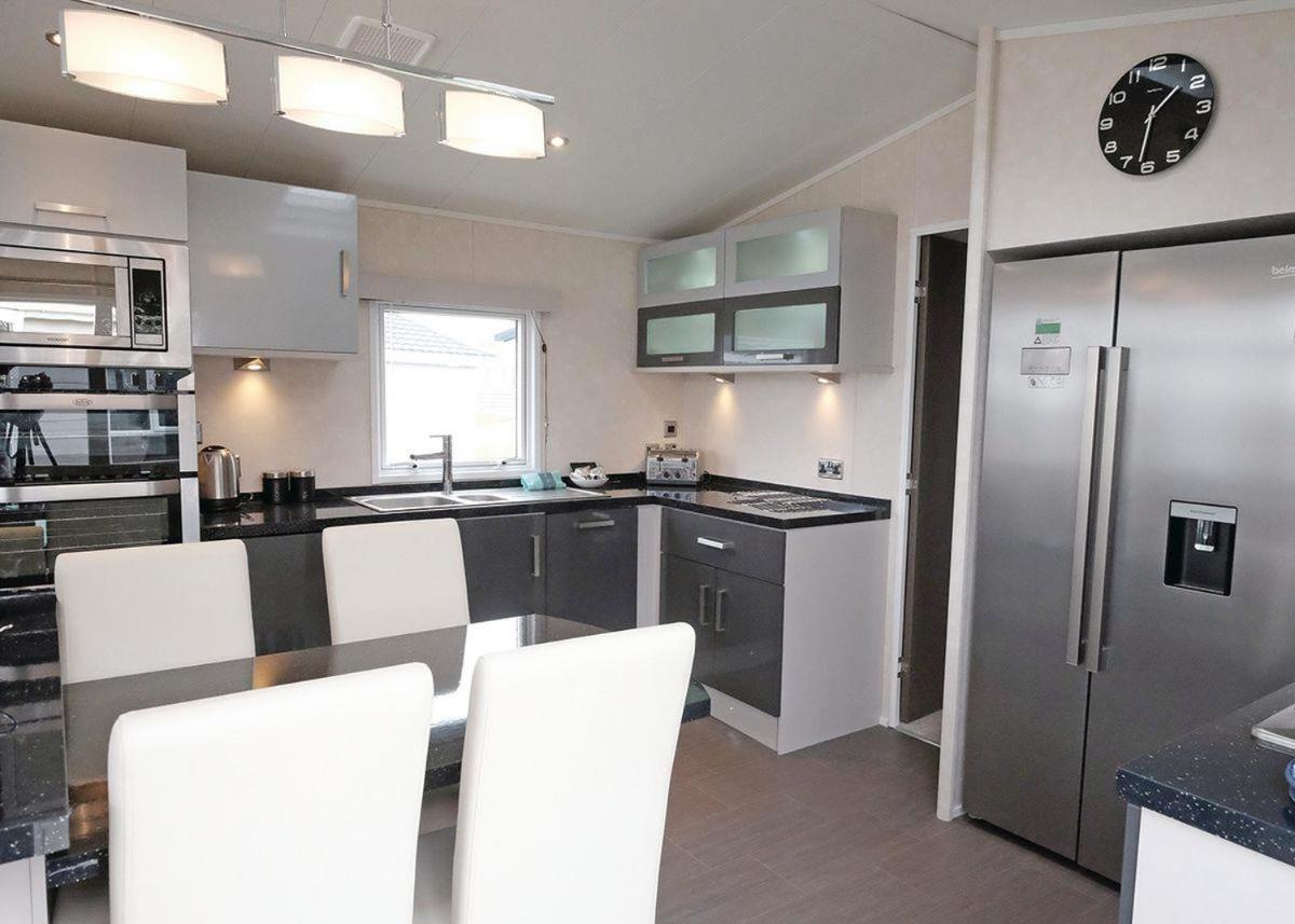 Piran Meadows Resort New Quay Екстериор снимка