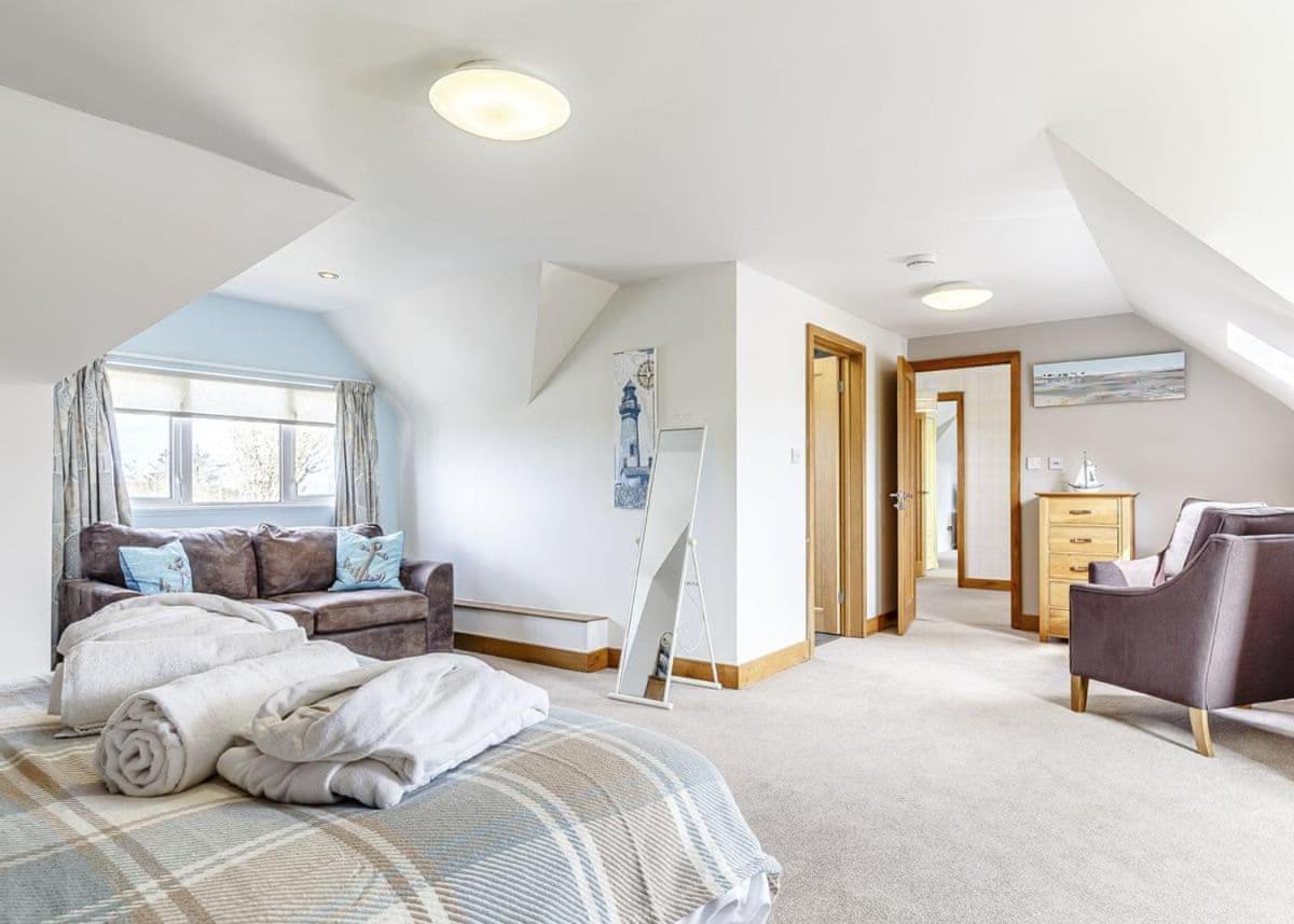 Piran Meadows Resort New Quay Екстериор снимка